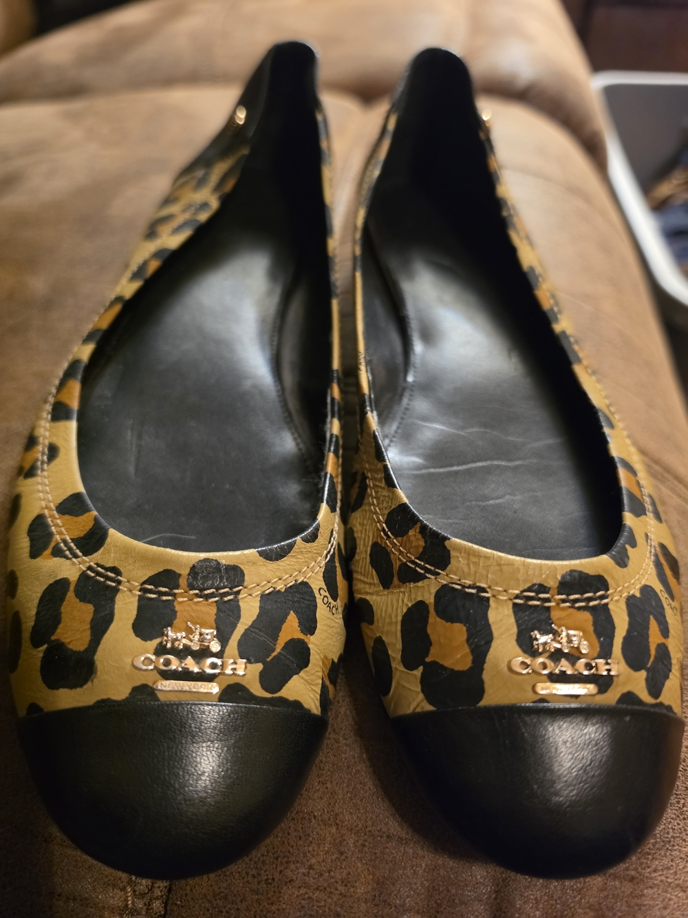 COACH Leopard Print Leather Ballet Flats in Tan/Black Sz 10.5-11